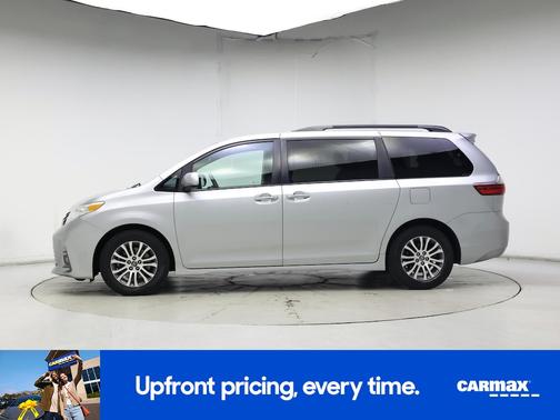 2020 Toyota Sienna XLE