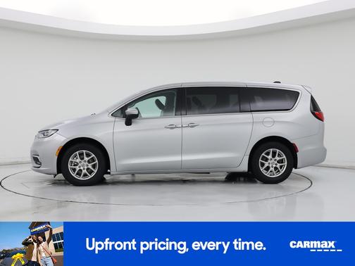 Silver 2023 Chrysler Pacifica Touring L