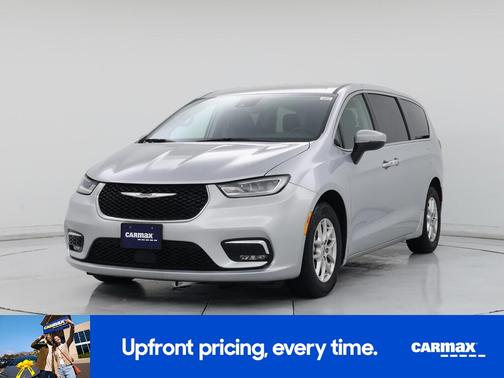Silver 2023 Chrysler Pacifica Touring L