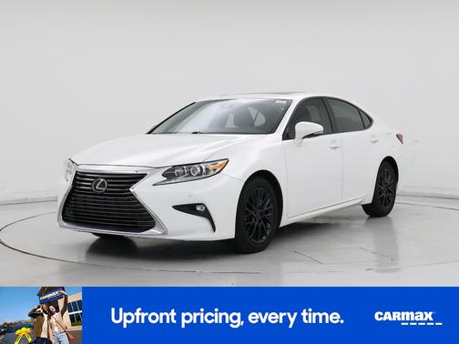 White 2018 Lexus ES 350