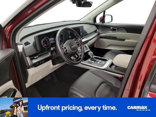 2024 Kia Carnival LX Seat Package