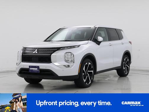 2023 Mitsubishi Outlander SE