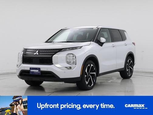 2023 Mitsubishi Outlander SE
