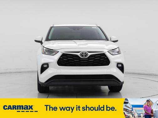 2021 Toyota Highlander LE