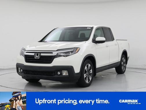 White 2017 Honda Ridgeline RTL