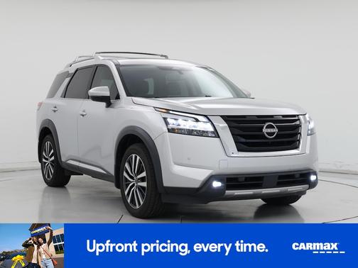 2022 Nissan Pathfinder Platinum