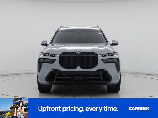 Gray 2025 BMW X7 xDrive40i