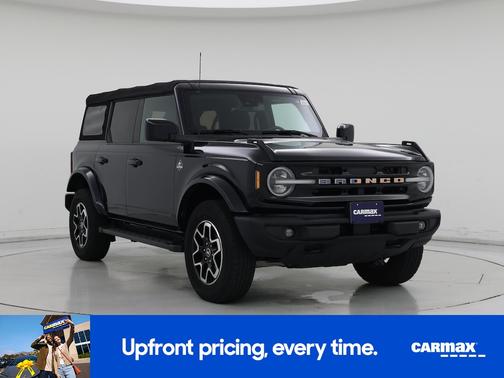 Blue 2021 Ford Bronco Outer Banks