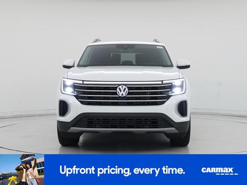 White 2025 Volkswagen Atlas SE w/Tech