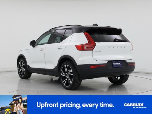 2021 Volvo XC40 T4 R-Design