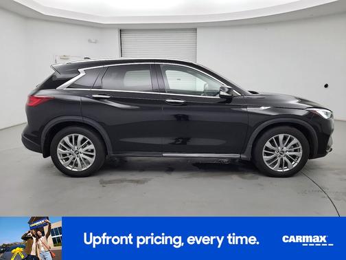 Black 2023 INFINITI QX50 Luxe