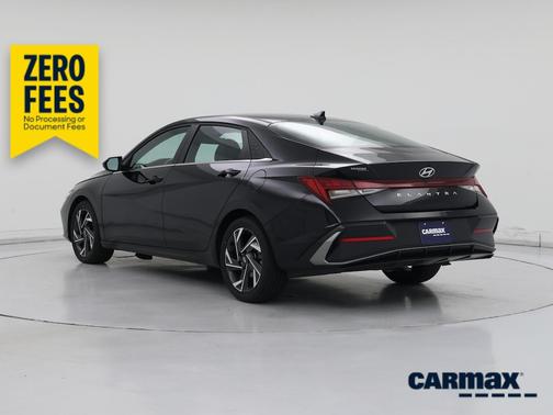 Black 2025 Hyundai ELANTRA SEL Convenience
