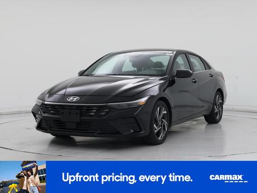 Black 2025 Hyundai ELANTRA SEL Convenience