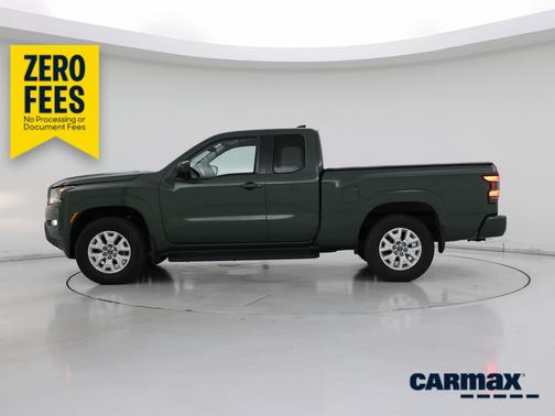 Green 2022 Nissan Frontier SV