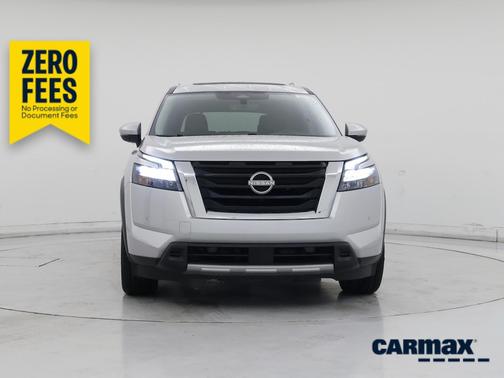 Gray 2025 Nissan Pathfinder Platinum