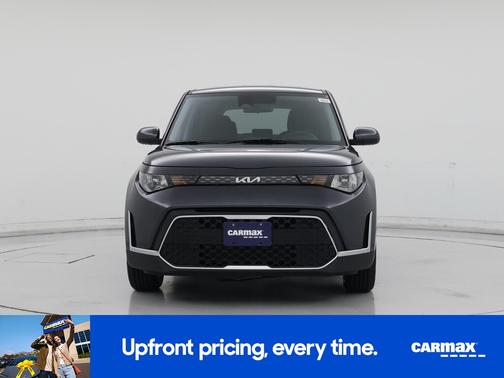 Gray 2023 Kia Soul LX