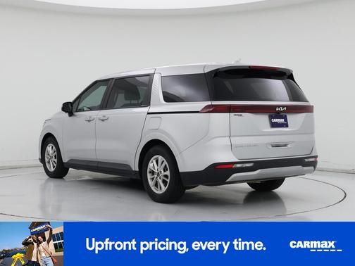 2022 Kia Carnival LX