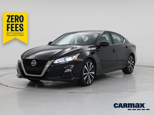 Black 2021 Nissan Altima SR