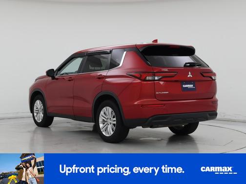 2024 Mitsubishi Outlander ES