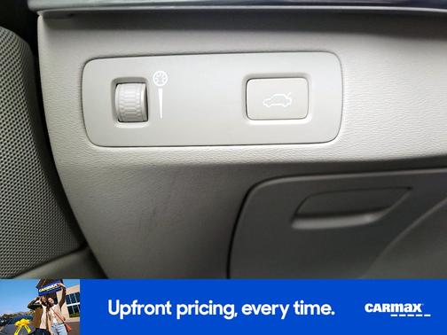 2020 Volvo XC90 T6 Momentum