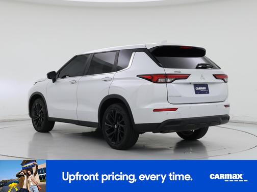 2022 Mitsubishi Outlander ES