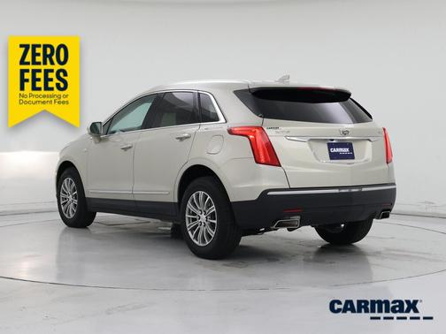 Gold 2017 Cadillac XT5 Luxury