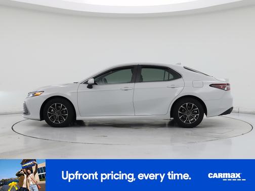 White 2022 Toyota Camry Hybrid LE