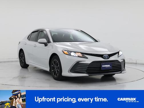White 2022 Toyota Camry Hybrid LE