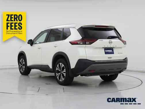 Pearl 2023 Nissan Rogue SV