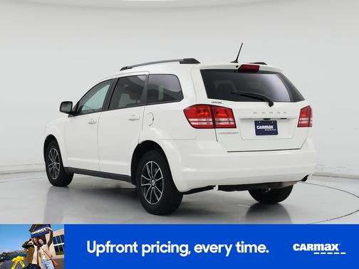 White 2018 Dodge Journey SE
