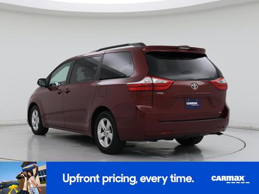 2017 Toyota Sienna LE