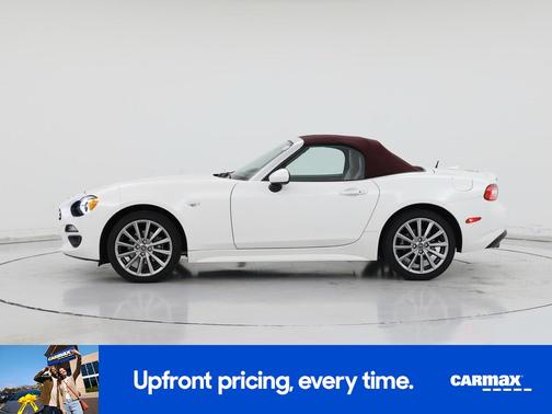 2018 FIAT 124 Spider Lusso Red Top Edition