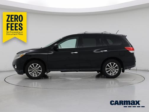 Black 2015 Nissan Pathfinder SV