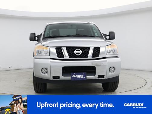 2015 Nissan Titan SV