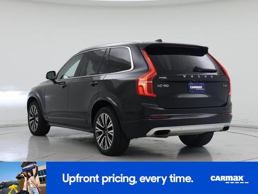 2020 Volvo XC90 T6 Momentum