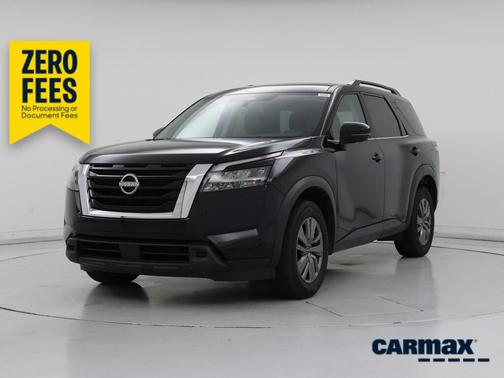 Black 2025 Nissan Pathfinder SV