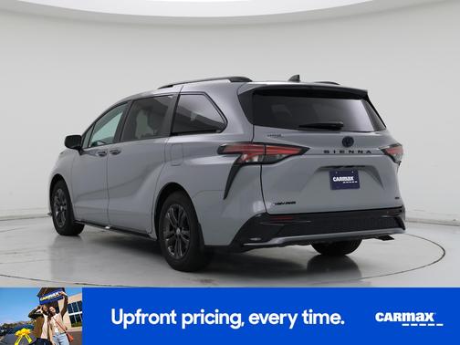 2025 Toyota Sienna XSE