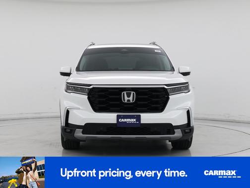 White 2025 Honda Pilot Elite