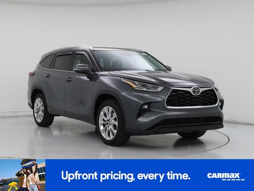 Silver 2022 Toyota Highlander Limited