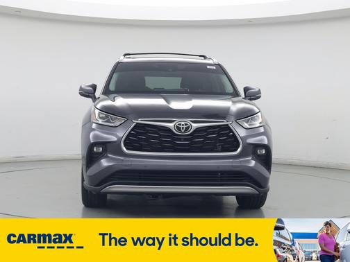 2022 Toyota Highlander Platinum