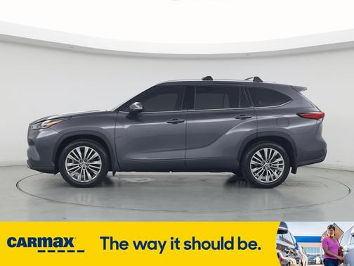2022 Toyota Highlander Platinum