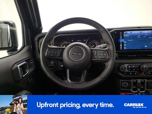 2025 Jeep Gladiator Mojave X