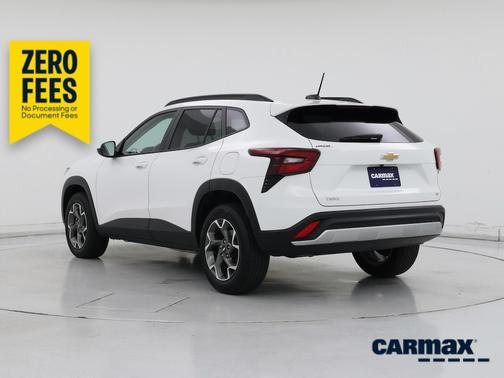 White 2025 Chevrolet Trax LT