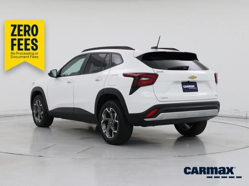 White 2025 Chevrolet Trax LT