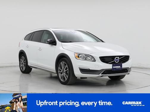 2016 Volvo V60 Cross Country T5