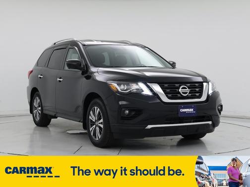 2019 Nissan Pathfinder SL
