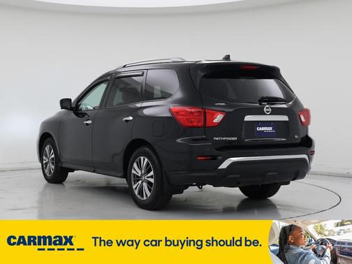 2019 Nissan Pathfinder SL