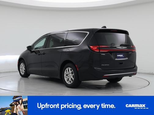 Black 2023 Chrysler Pacifica Touring L