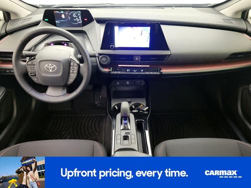 2025 Toyota Prius Plug-In Hybrid SE