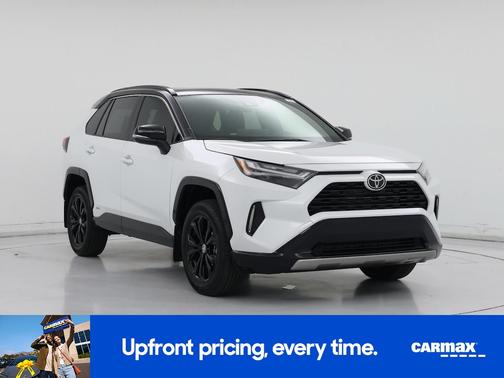 White 2025 Toyota RAV4 Hybrid XSE